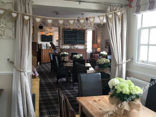 Фото The Greyhound Wigginton