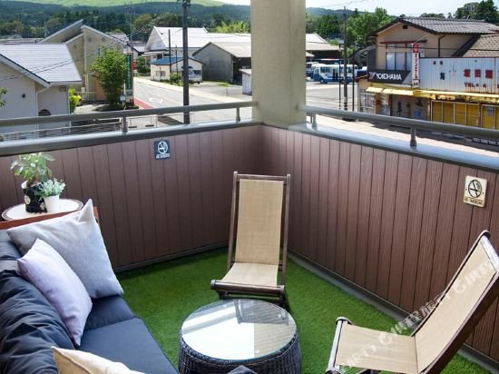 Фото Aso Base Backpackers