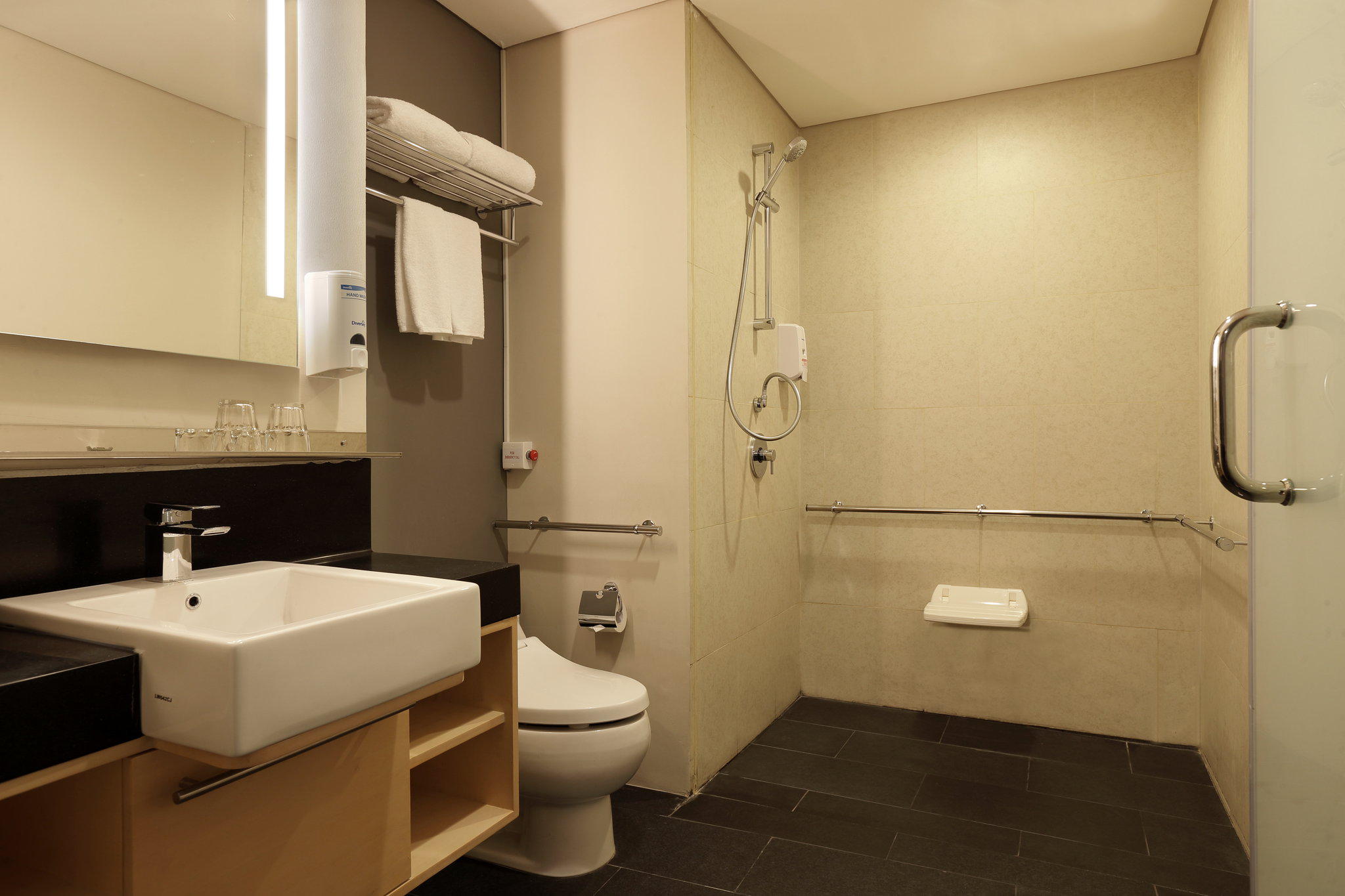 Фото Holiday Inn Express Jakarta Thamrin