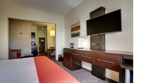 Гостиница Holiday Inn Express Hotel & Suites Meridian, an Ihg Hotel в Меридиане