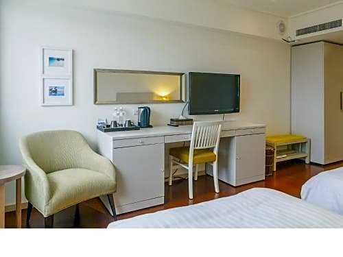 Фото Taitung Bali Suites Hotel