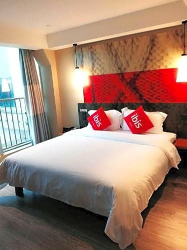 Фото Ibis Sui Ning Hotel