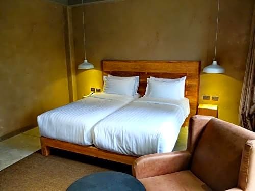 Фото Monaz River Kwai Kanchanaburi