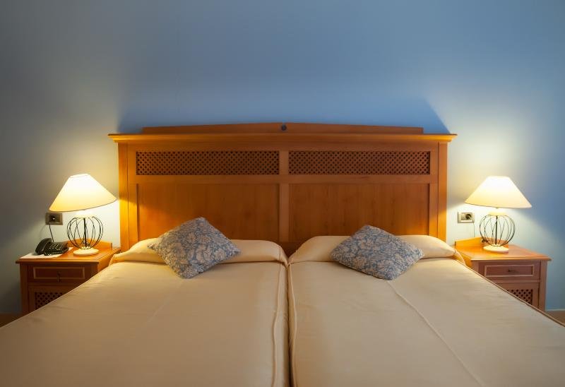 Фото Grand Muthu Golf Plaza Hotel & Spa