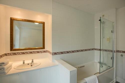 Фото The Goddard Arms