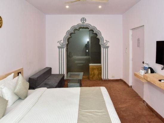 Фото Inn Morjim a Boutique Beach Hotel