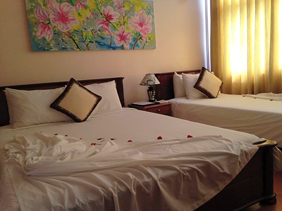 Фото Holiday Diamond Hotel