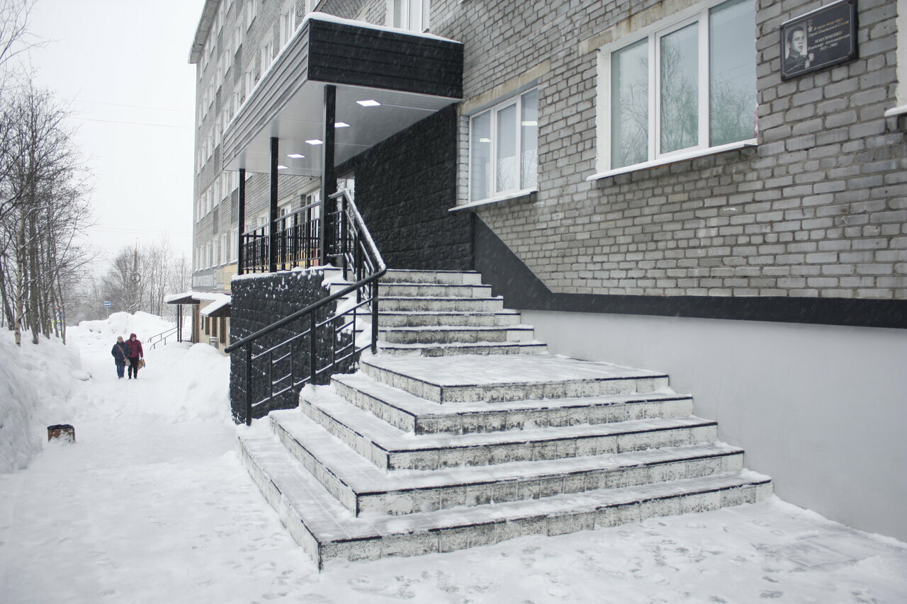 Космонавтов 3 апатиты карта