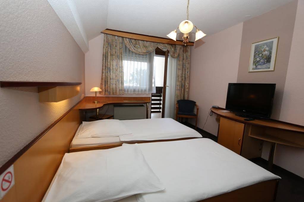 Фото Hotel Krona