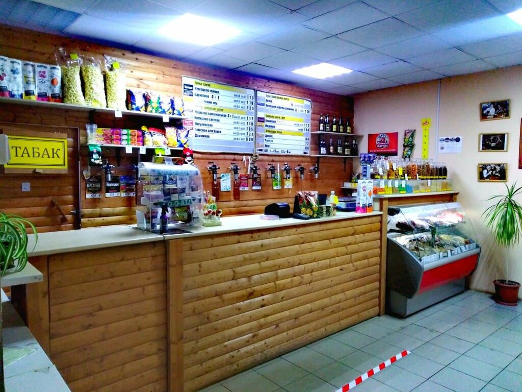 Bira dükkanı Варница, Borovichy, foto