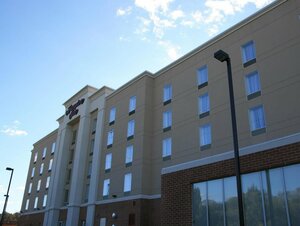 Гостиница Hampton Inn Richmond - South