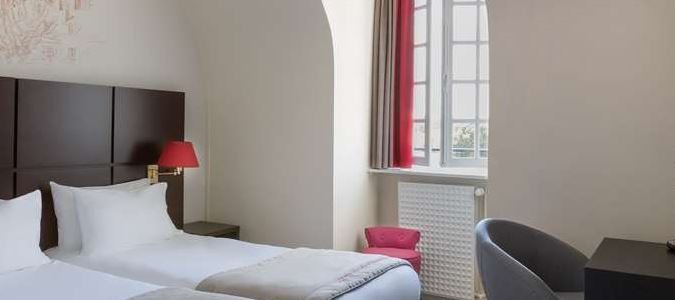 Фото Best Western Blanche de Castille Dourdan