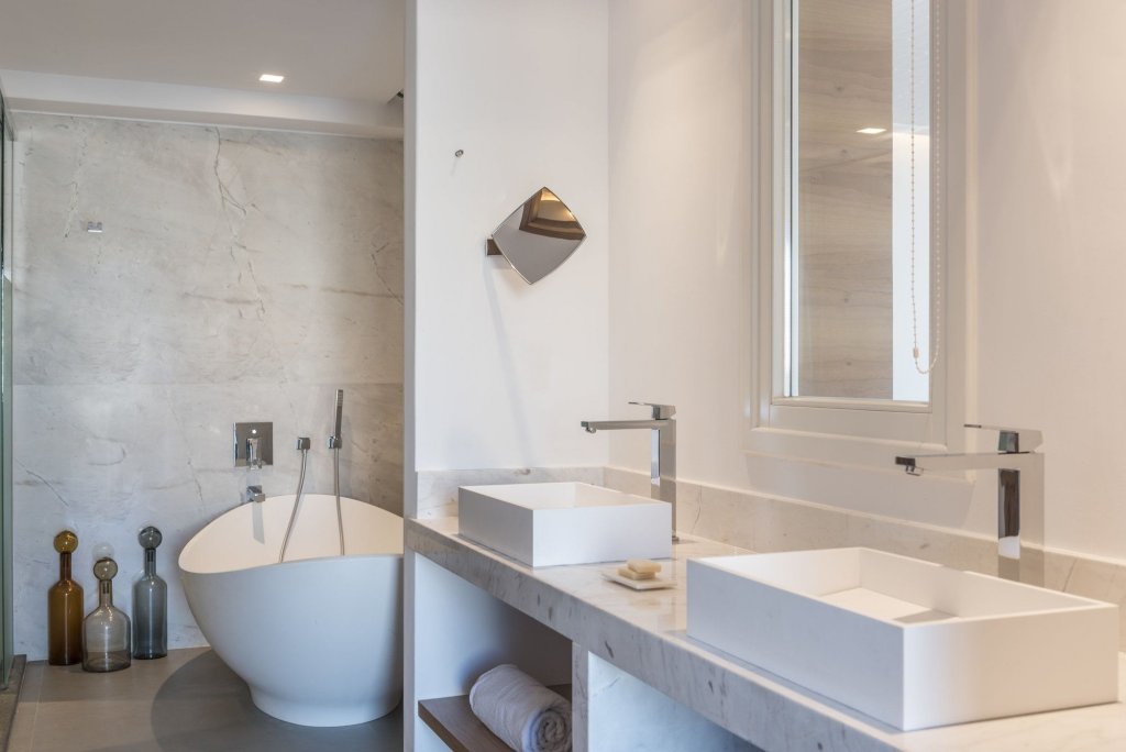 Фото 143834800053