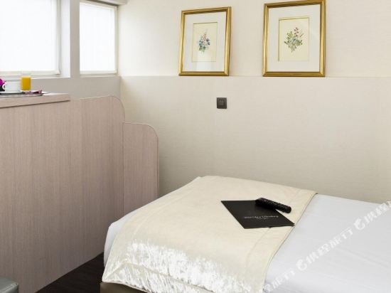 Фото Hotel St Pétersbourg Opéra & SPA