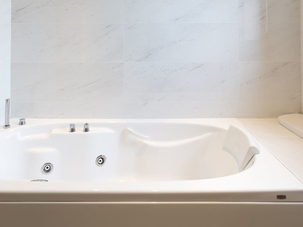 Фото Hampden Apartments - The Charles