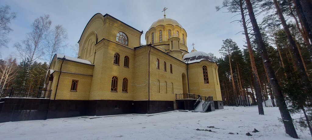 كنيسة أرثوذكسية Храм Фёдоровской иконы Божией Матери ، مقاطعة سفيردلوفسك، صورة