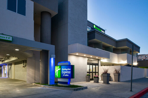 Гостиница Holiday Inn Express & Suites Los Angeles Downtown West в Лос-Анджелесе