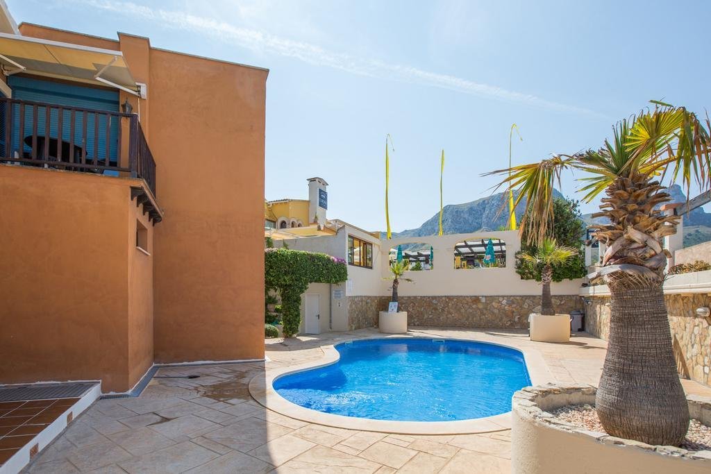 Фото Hotel Voramar Mallorca