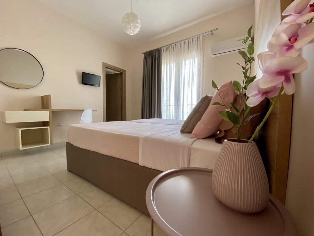 Фото Megali Beach Nikos