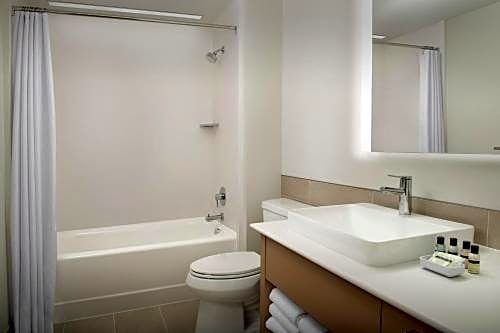 Фото Element Portland Beaverton