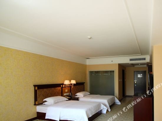 Фото Riverside Lidu Hotel Shaoguan