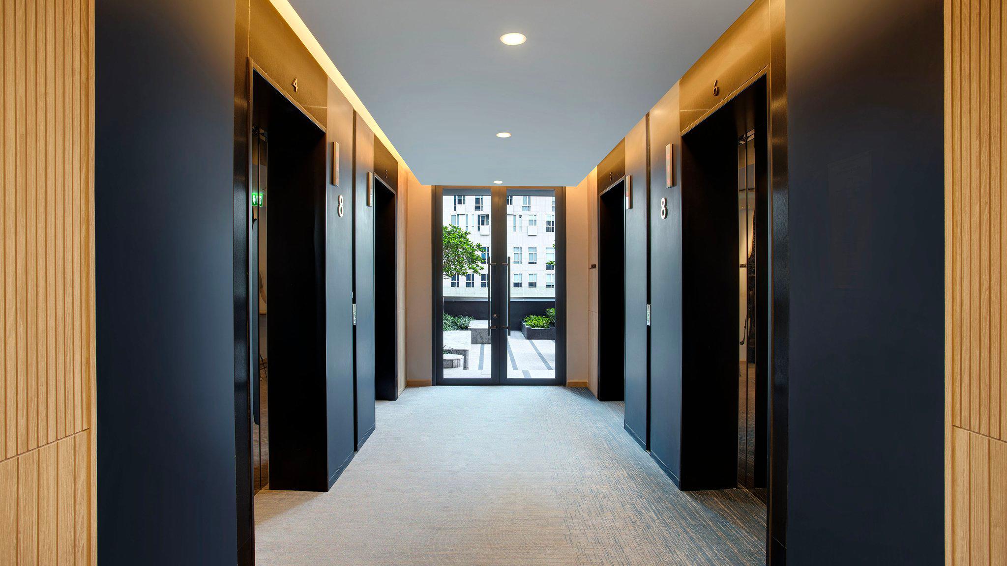 Фото Staybridge Suites Bangkok Thonglor - Sha Extra Plus