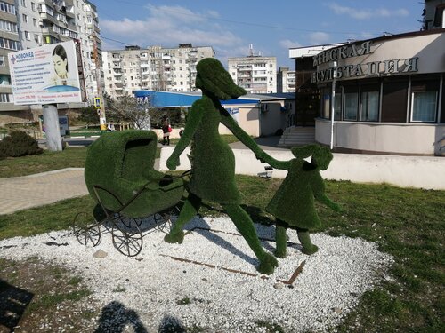 Олар клубта зәр шығарады