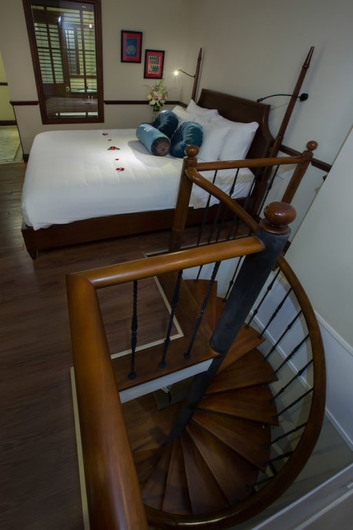 Фото Bespoke Trendy Hotel Hanoi