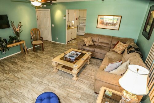 Гостиница 26421 Hickory Blvd в Бонита Спрингс
