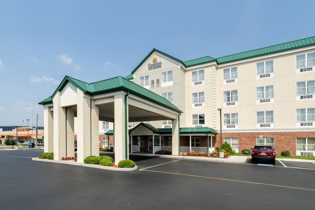 Фото Comfort Inn & Suites