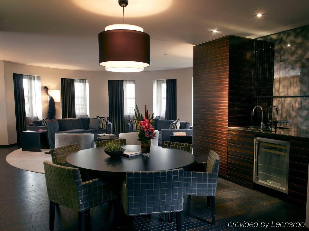 Фото The Hazelton Hotel