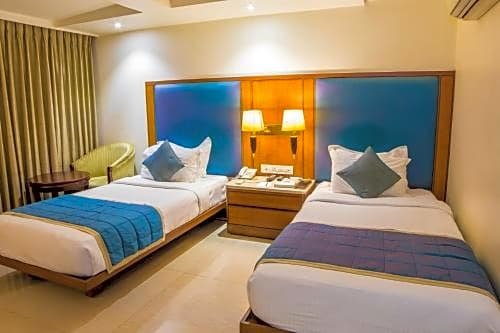 Фото The Royale Senate Hebbal