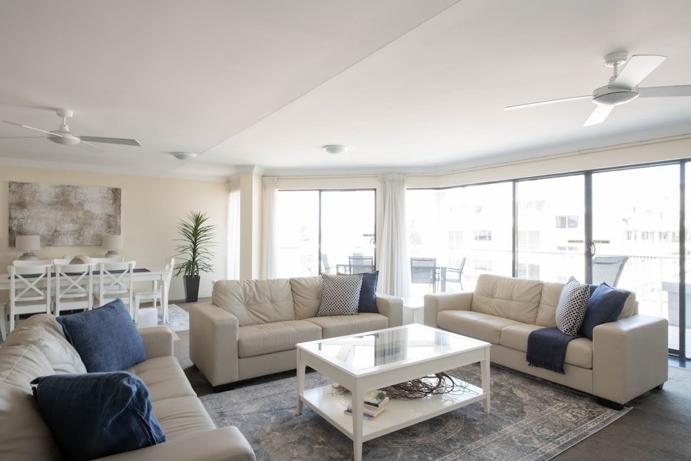 Фото Manly Surfside Holiday Apartments