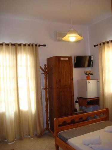 Фото Boussetil Rooms