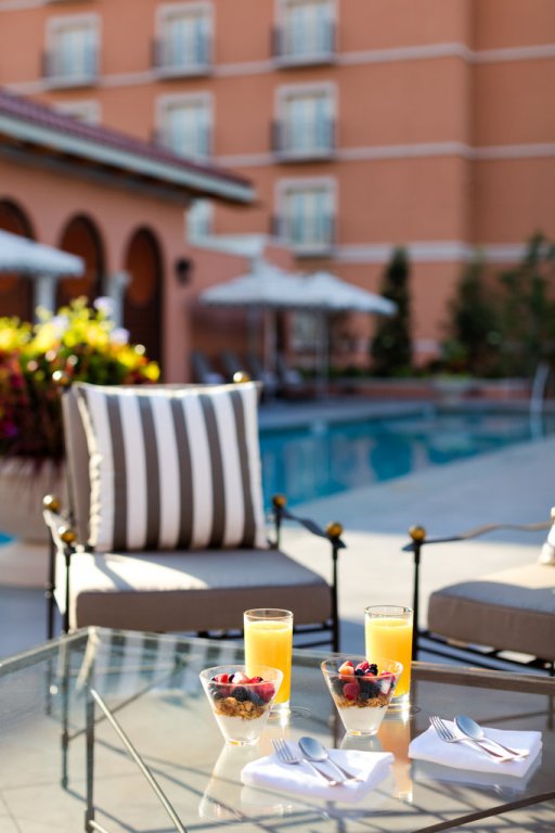 Фото Rosewood Mansion on Turtle Creek