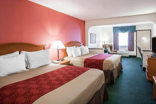 Гостиница Econo Lodge Inn & Suites