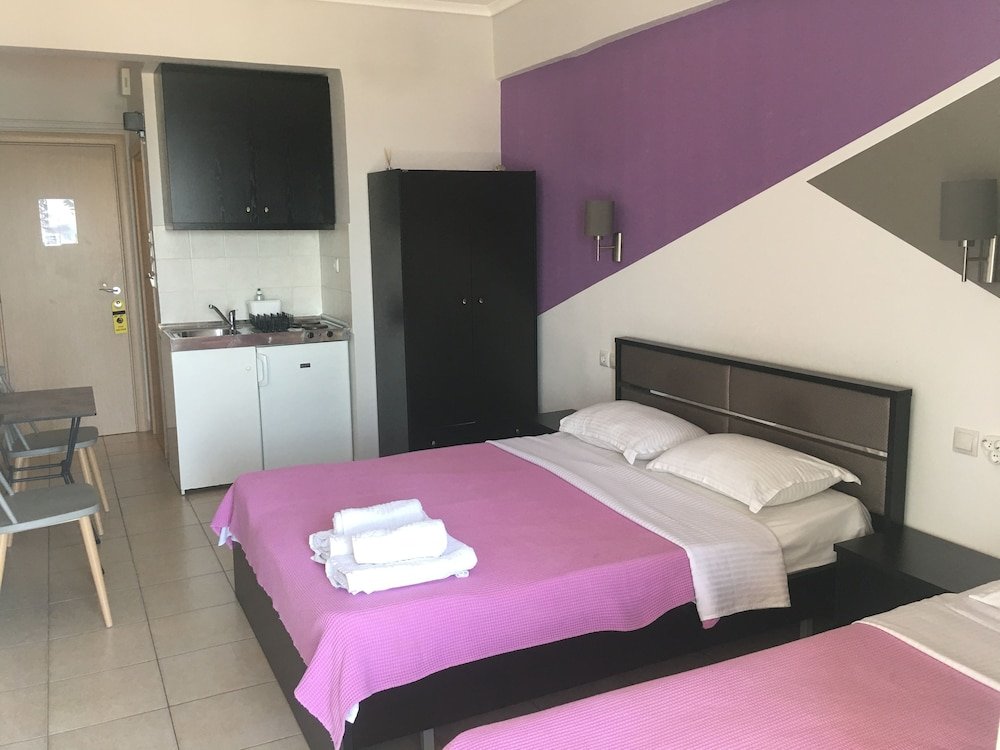 Фото Peraia Rooms