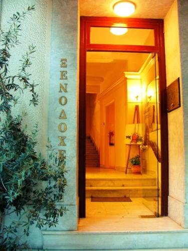 Фото Art Gallery Hotel