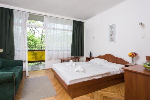 Фото Ce Napfény Hotel