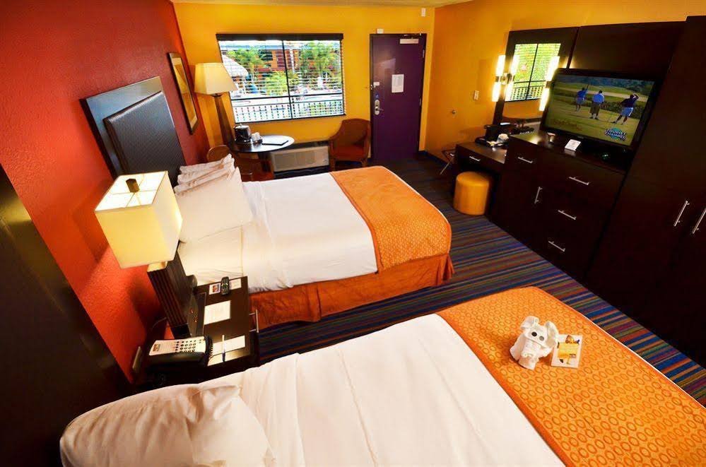 Фото CoCo Key Hotel and Water Resort