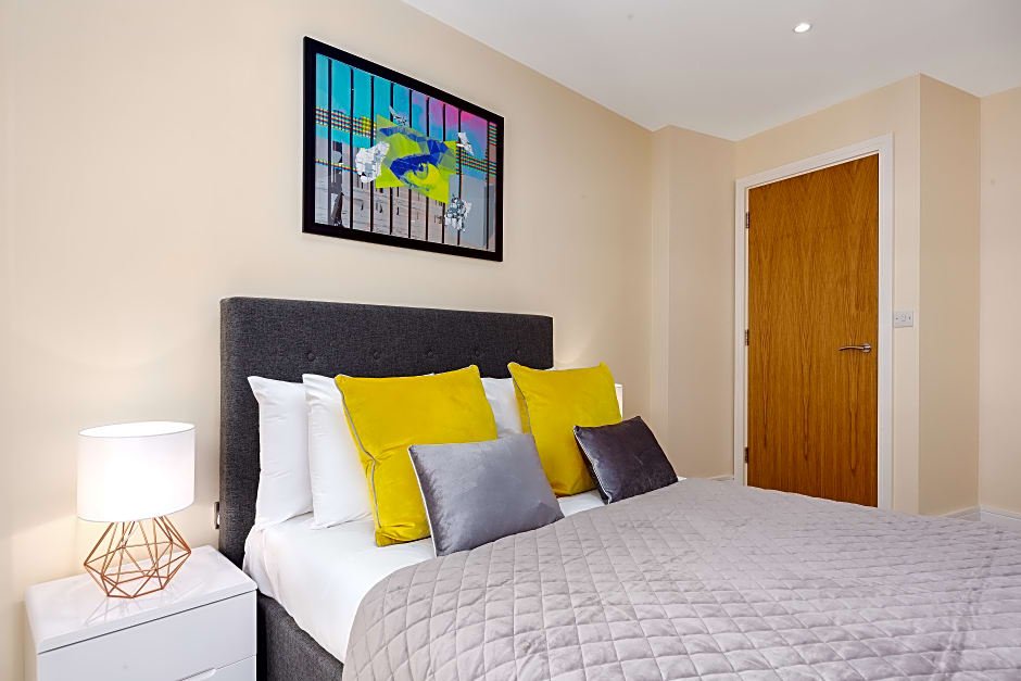 Фото Lanterns Court by BridgeStreet