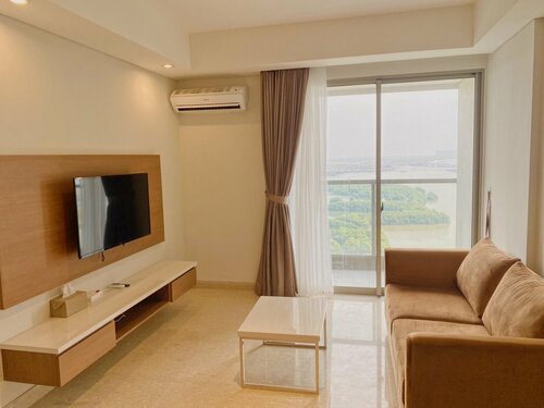 Гостиница Gold Coast Pik Sea View Apartments by LongeStay в Джакарте