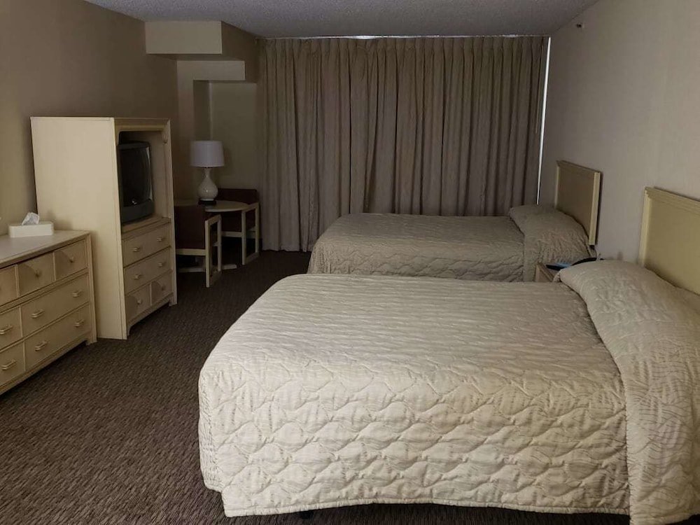 Фото The Americana Hotel