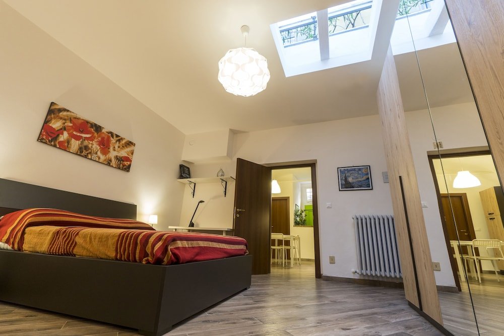 Фото House under the Towers