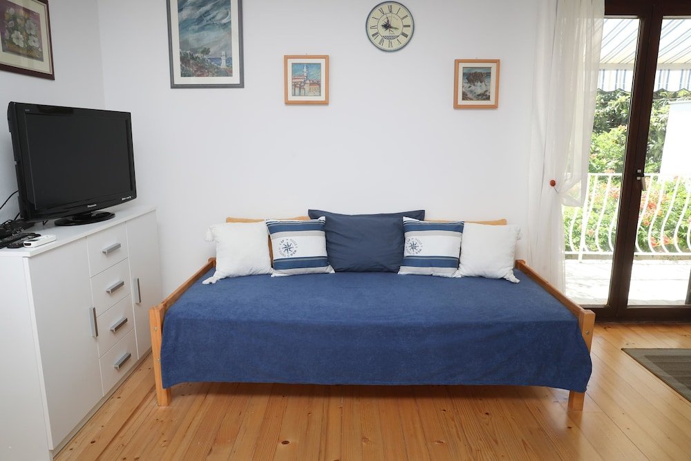 Фото Apartments Knezovic