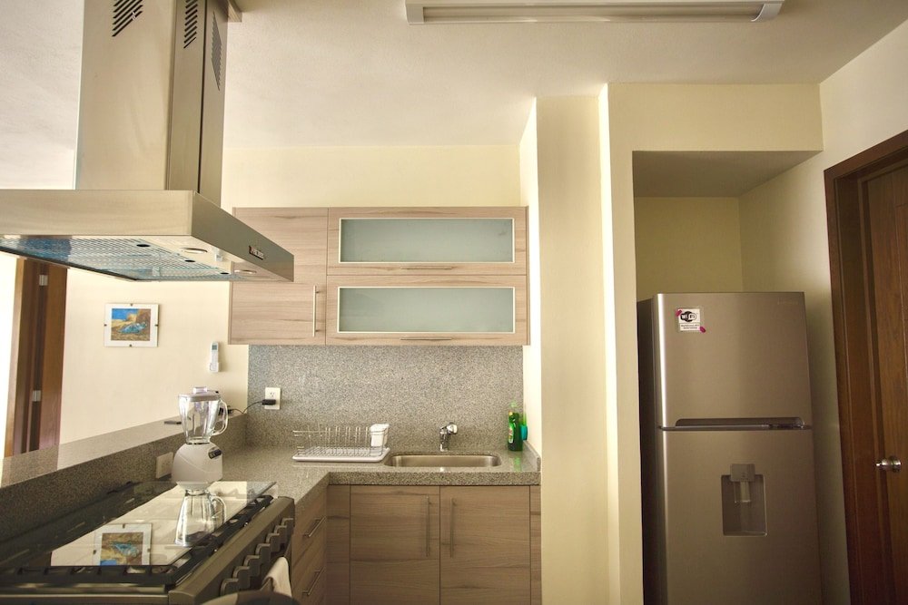 Фото Luxury 2 Bedroom Apartments