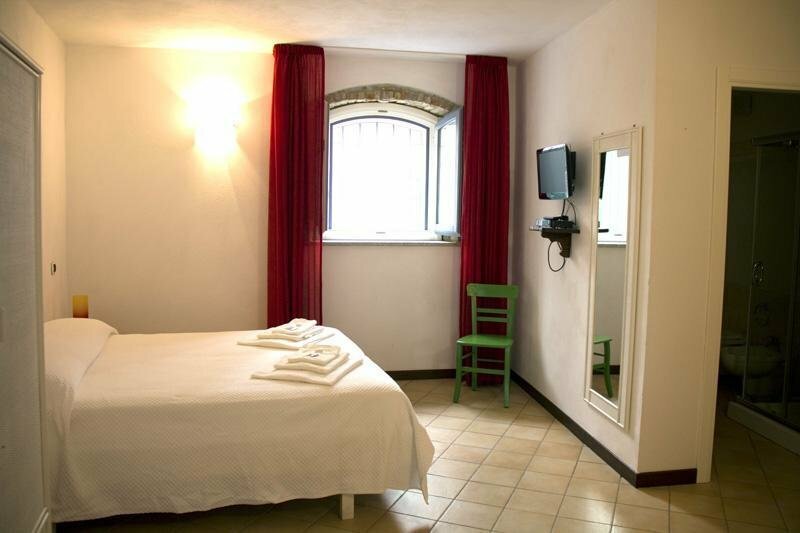 Гостиница B&b Amphisya