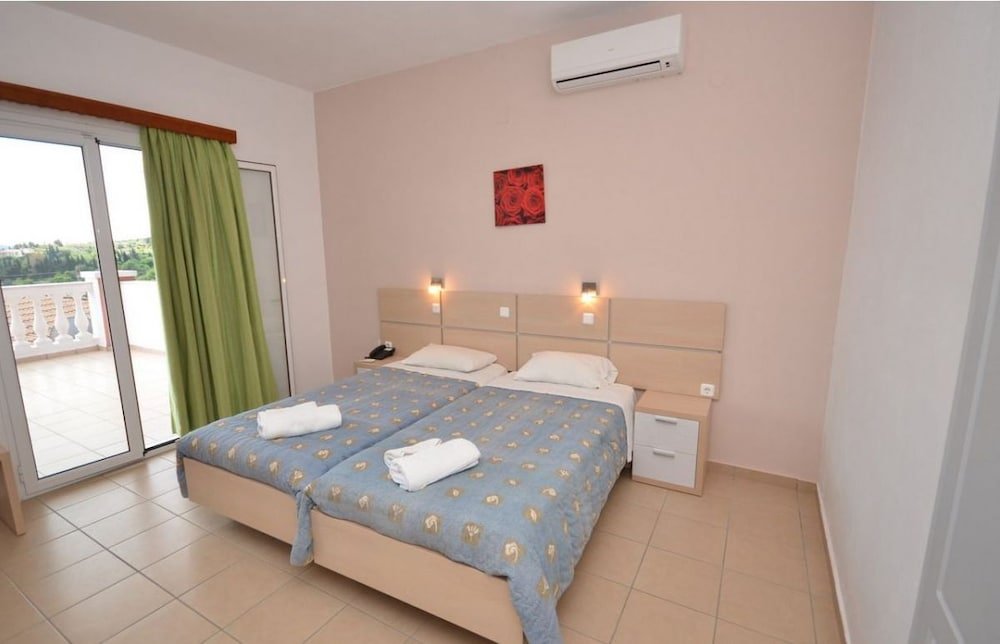 Фото Paradiso Aparthotel