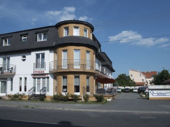 Фото Отель Aqua Sarvar