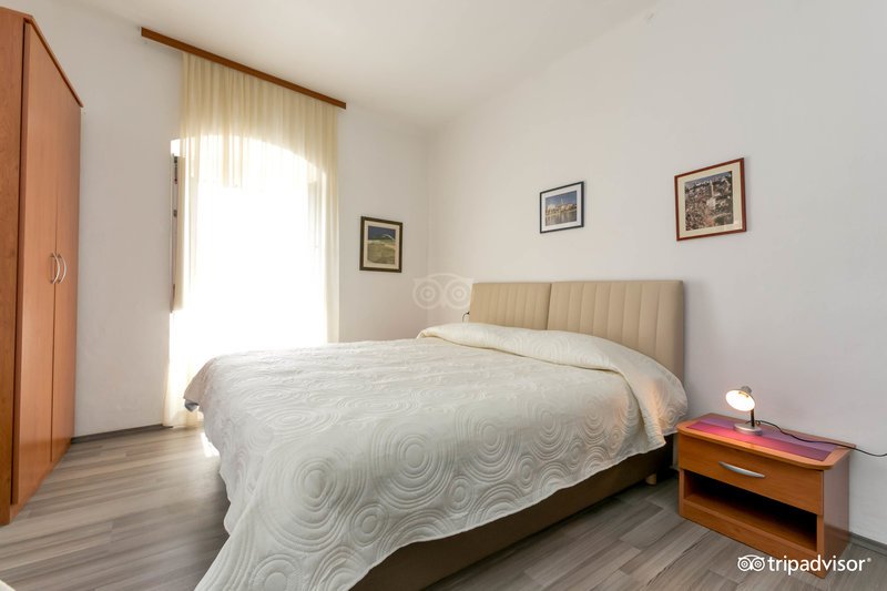 Фото Отель Garden Hotel